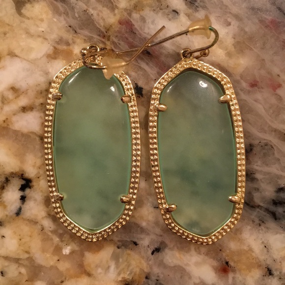 Kendra Scott Jewelry - Kendra Scott dangle earrings